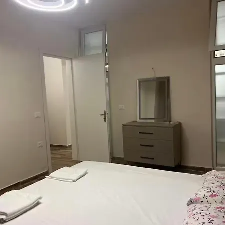 Ajans Apartment *
